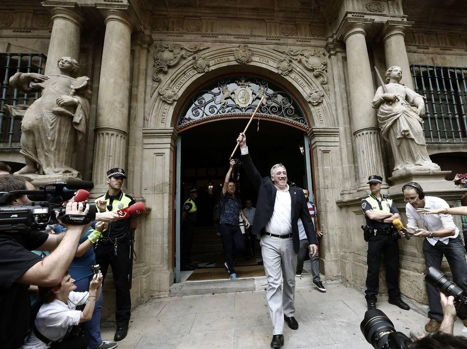 efe_20150613_152925_pa08941asiron4_12508_11[1]